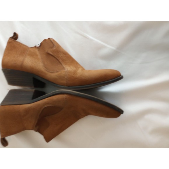 Lucky Brand Joelle Light Brown Nubuck Leather Ankle Booties, Size 8.5 - Picture 8 of 11